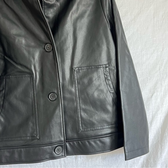 NWT NVLT Women’s Vegan Leather Collared Trucker Jacket in Black Size Small - Picture 5 of 8